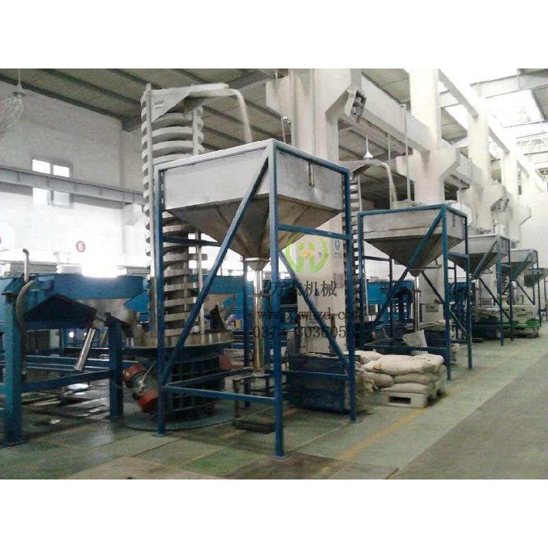 新鄉(xiāng)垂直振動(dòng)螺旋提升機(jī)萬(wàn)宏直銷(xiāo)產(chǎn)品