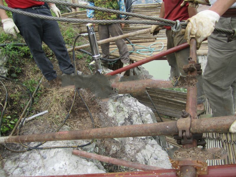 泰州巖石液壓分裂機(jī) 石頭劈開(kāi)設(shè)備