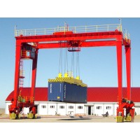 大連門式起重機(jī)