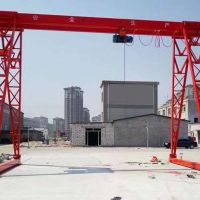 大連門式起重機(jī)