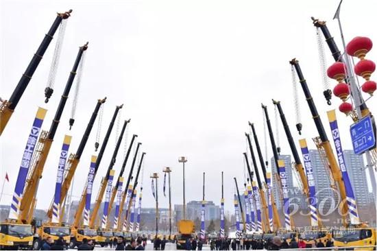 徐工，向全球輪式起重機第一發(fā)起沖擊