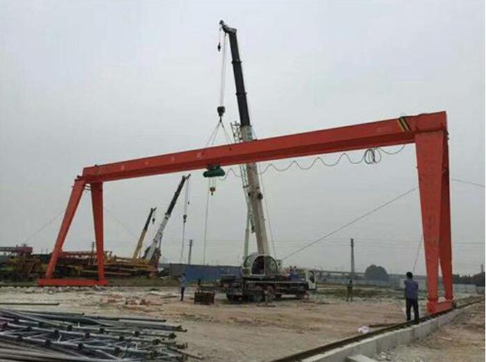 南通龍門吊安裝維修 海門門式起重機(jī)維護(hù)保養(yǎng)單位