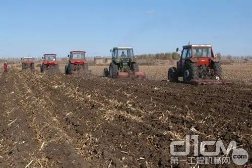 應(yīng)注重技術(shù)創(chuàng)新、產(chǎn)品升級(jí)和用戶需求滿足