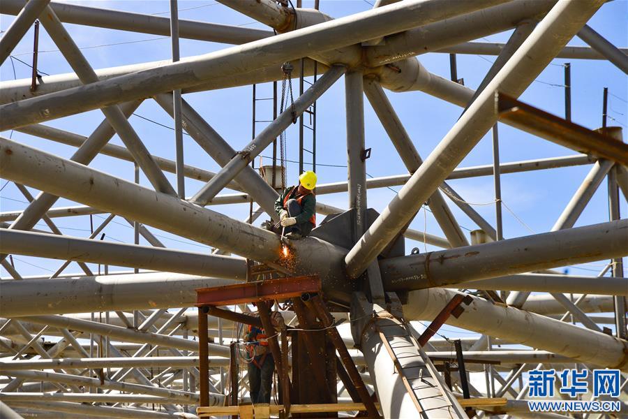 （圖文互動）（4）西藏拉薩貢嘎國際機(jī)場新建T3航站樓鋼結(jié)構(gòu)封頂