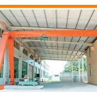 山東寧津起重機(jī)設(shè)備半式龍門吊