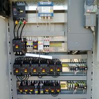 河南長(zhǎng)垣起重機(jī)專(zhuān)用變頻電器柜圣斯起重電器