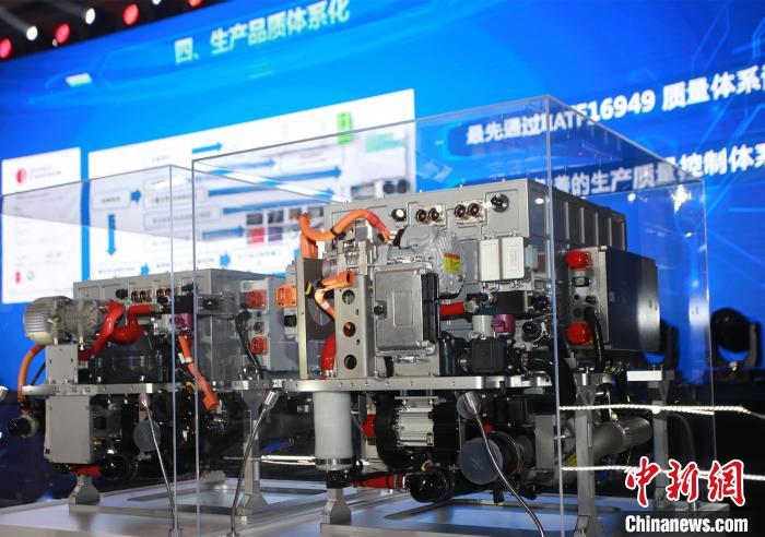 &ldquo;國(guó)鴻氫能&rdquo;鴻途G系列燃料電池新產(chǎn)品亮相廣東佛山?！〕叹皞?攝