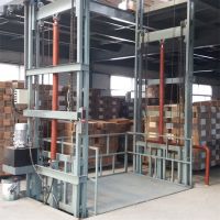 簡(jiǎn)易升降貨梯 10噸導(dǎo)軌式液壓升降貨梯 固定式升降平臺(tái)