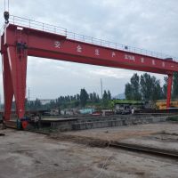 湖北省當陽市雙梁門式起重機各種型號起重機，行吊廠家直銷