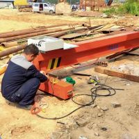 太倉(cāng)電動(dòng)單梁起重機(jī)械圖片